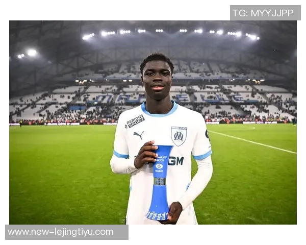 巴萨球探现场考察格林伍德四球狂欢引发关注